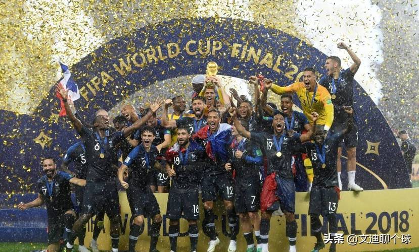 阿内·斯洛特在利物浦和解谈判后召回了穆罕默德·萨拉赫，但问题依然存在。（与利物浦言和后，阿内·斯洛特召回穆罕默德·萨拉赫，矛盾仍未解决）