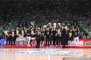 日职乙半场：双方均破门乏术，千叶市原0-0德岛漩涡（日乙半场：千叶市原与德岛漩涡互交白卷，比分0-0）