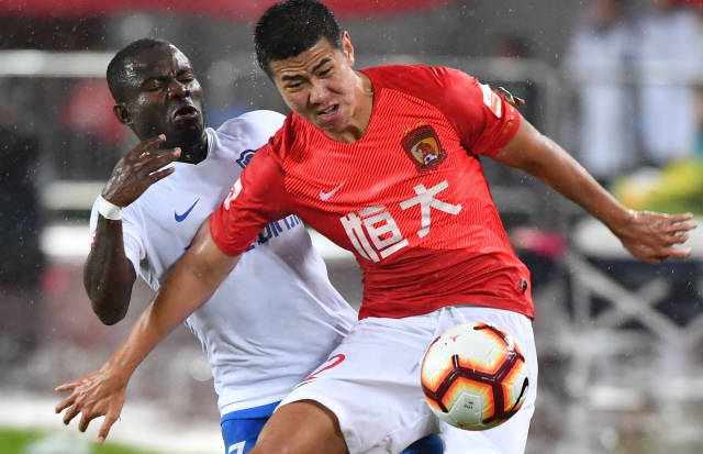 杀伤力十足！阿夫迪亚17罚16中砍准三双，带队终结三连败（阿夫迪亚17罚16中拿下准三双，率队止住三连败）