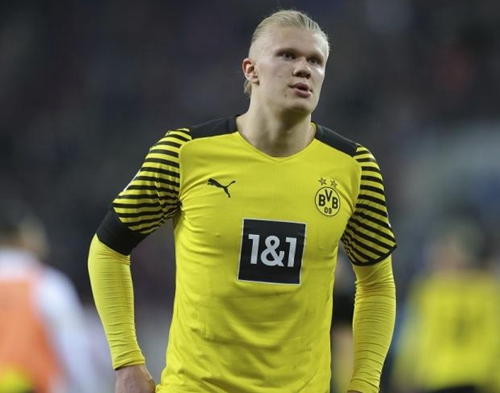 中超比赛焦点：山东泰山迎战上海申花,（中超焦点战：山东泰山对阵上海申花）