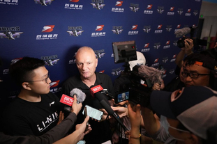 意媒：增强俱乐部财务竞争力，拉齐奥探索纳斯达克上市路径（意媒：拉齐奥为提升财务竞争力正考虑赴纳斯达克上市）