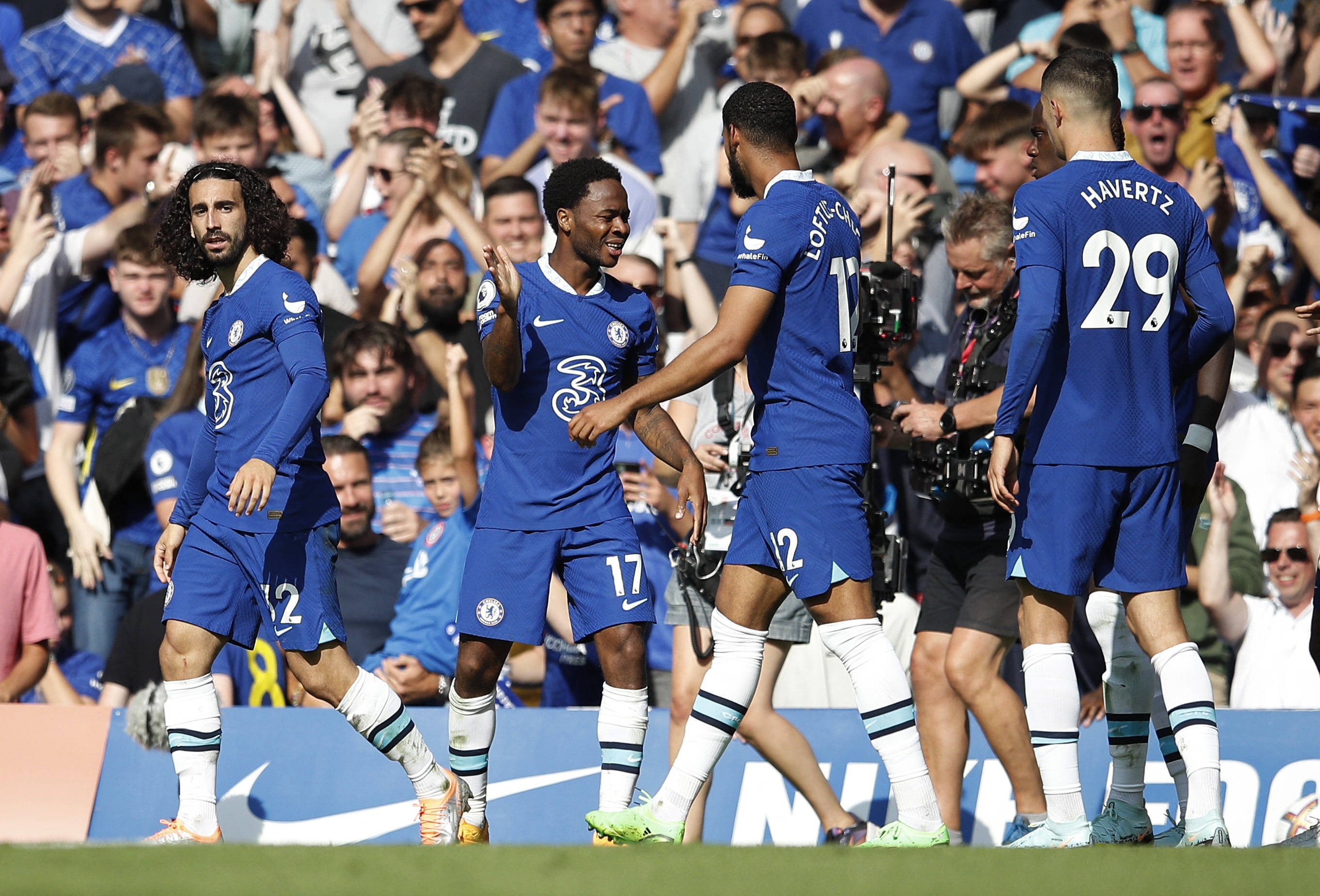 北青：U16男足年底或明年初展开集训，与更多强队热身（据北青：中国U16男足预计年末至明年初集结，将与更多强队进行热身赛）