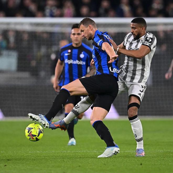 何塞卢：生涯巅峰在伯纳乌，我的心永远属于皇马（何塞卢：我的巅峰在伯纳乌，皇马永远在我心中）